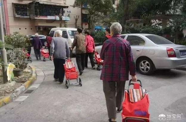点击放大