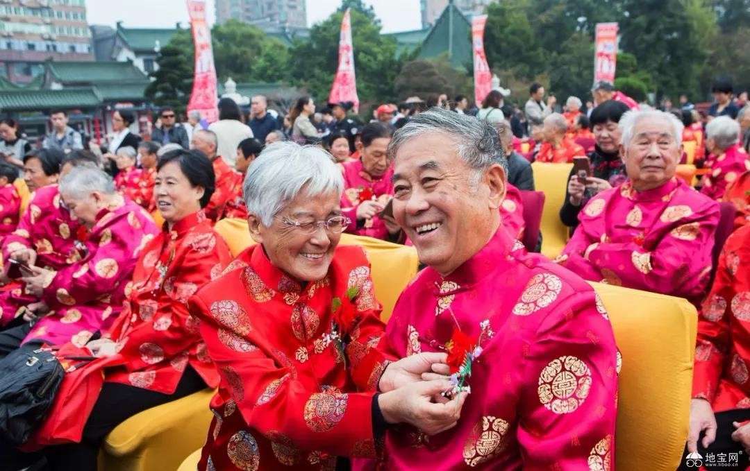 点击放大