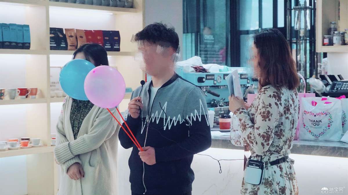 点击放大