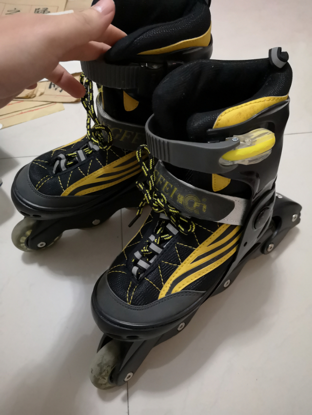 强飞溜冰鞋 黄色 M号（35-38码）_3