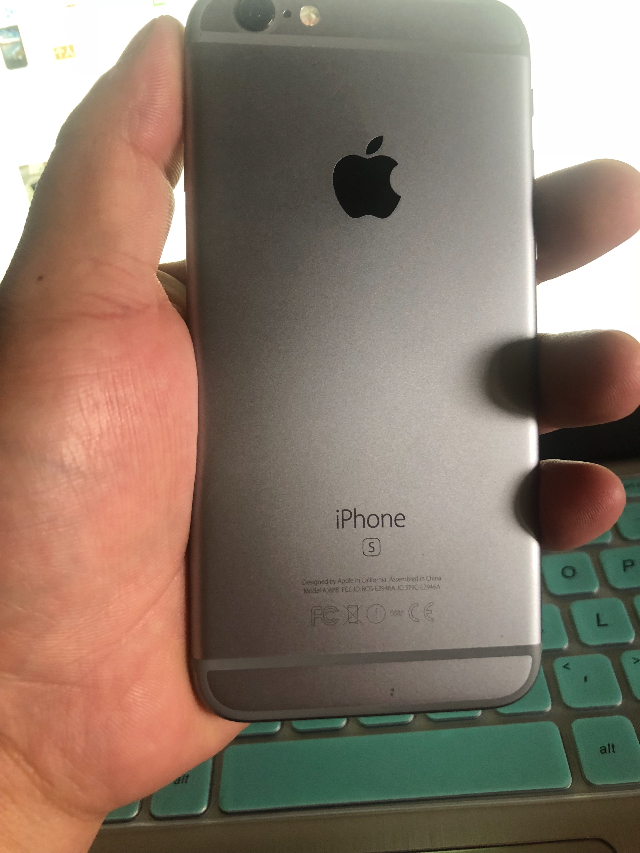 几乎全新的苹果6s