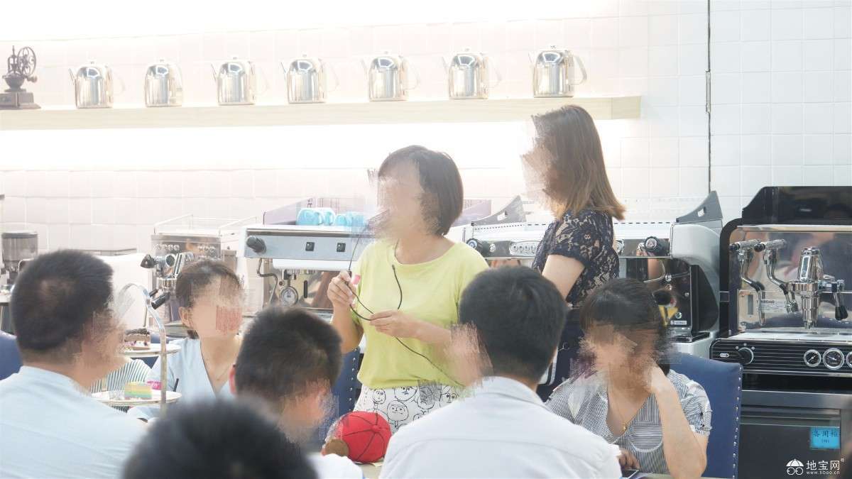 点击放大