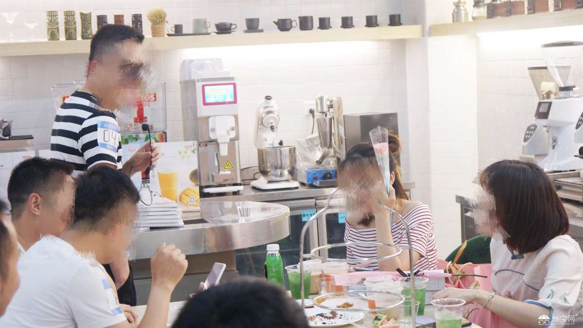 点击放大