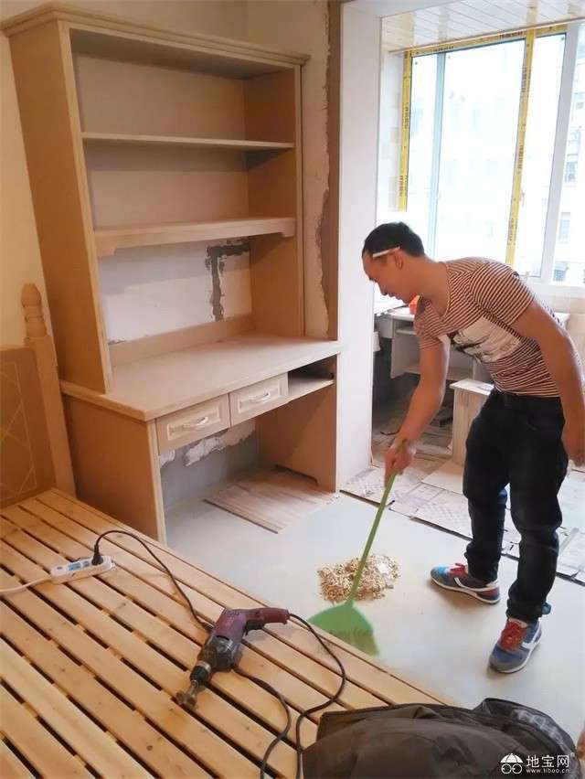 点击放大