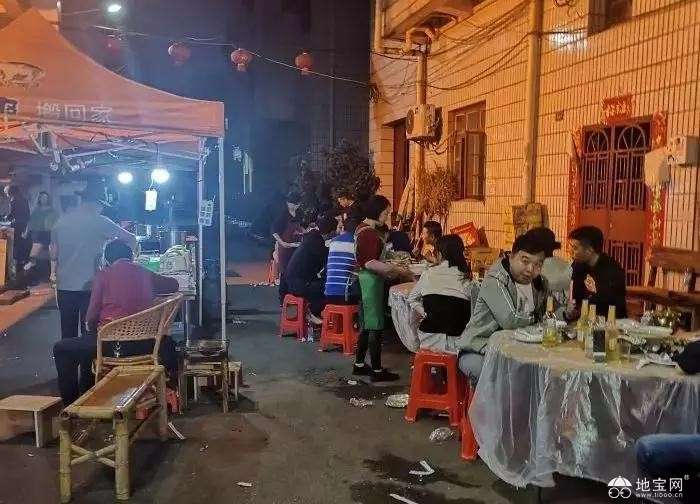 点击放大