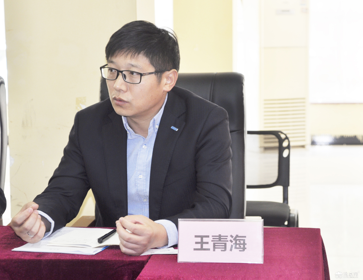 点击放大