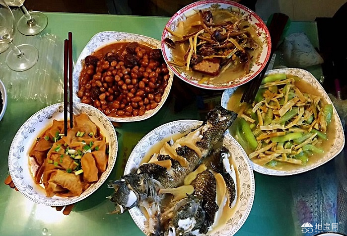 点击放大