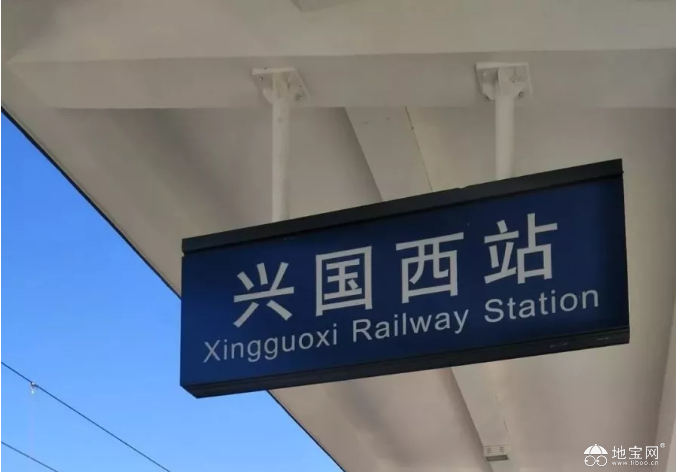 点击放大