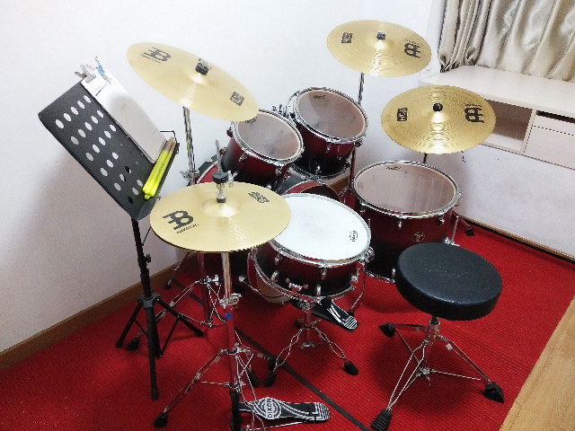 架子鼓全套出售,9.8成新。