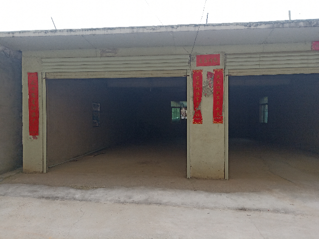 城建学院对面仓库出租