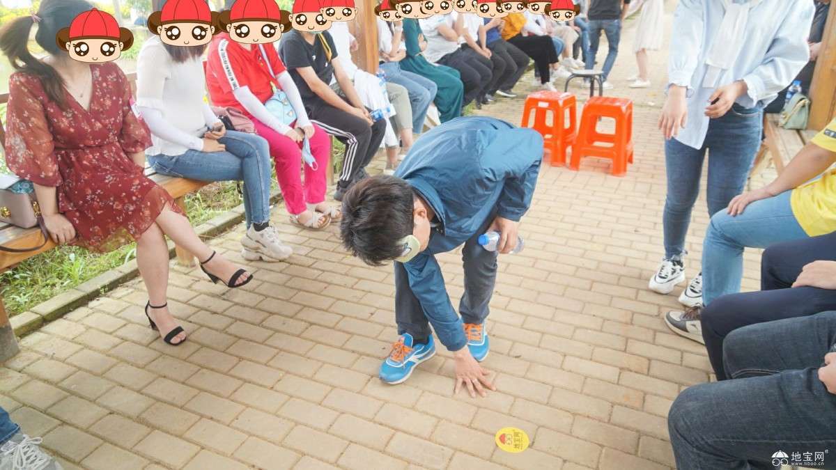 点击放大