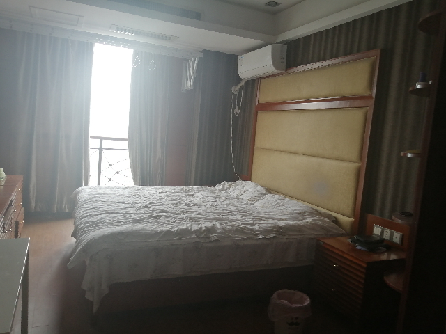 豪华双人间,落地窗