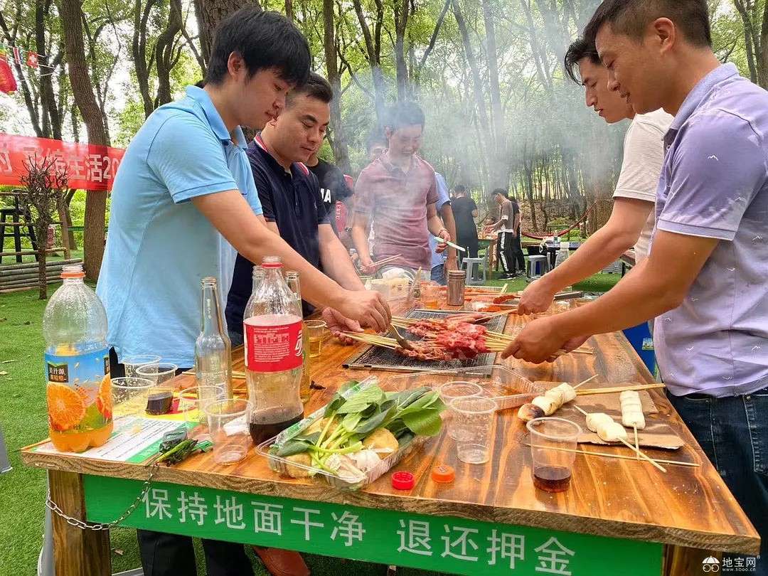 点击放大