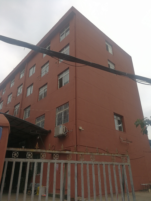 新建区工业五路上厂房出租