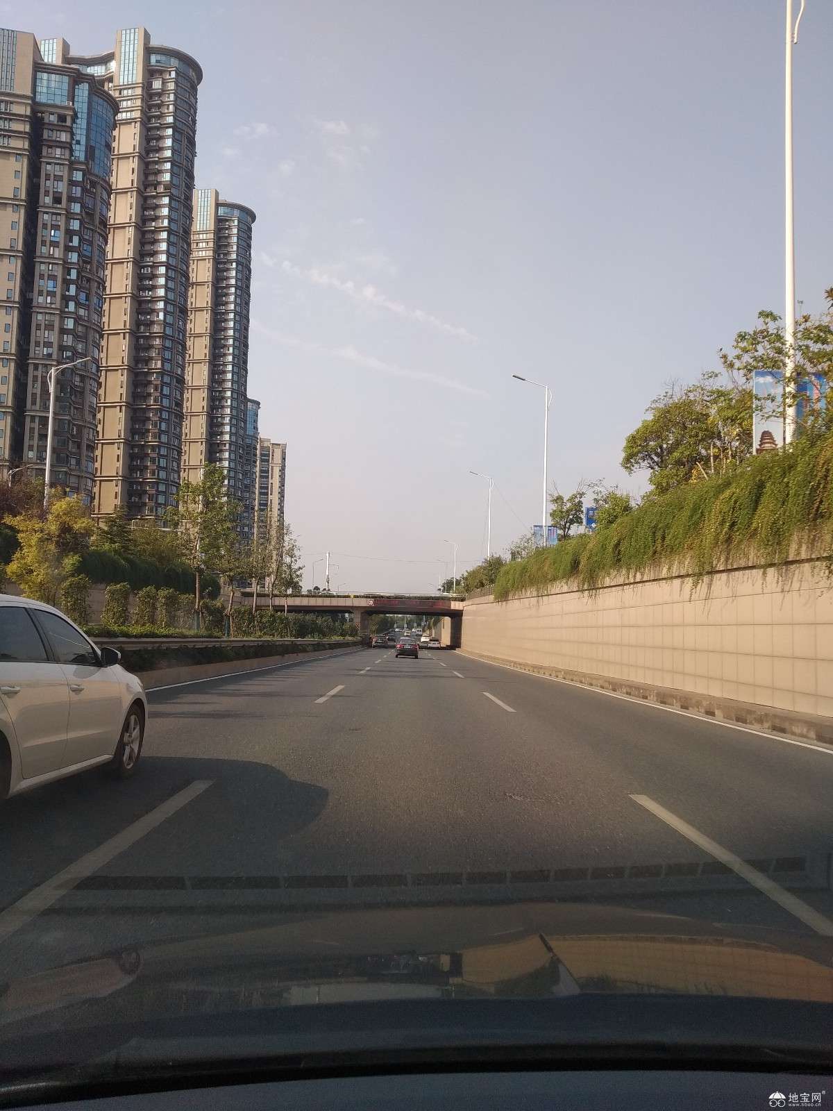 点击放大