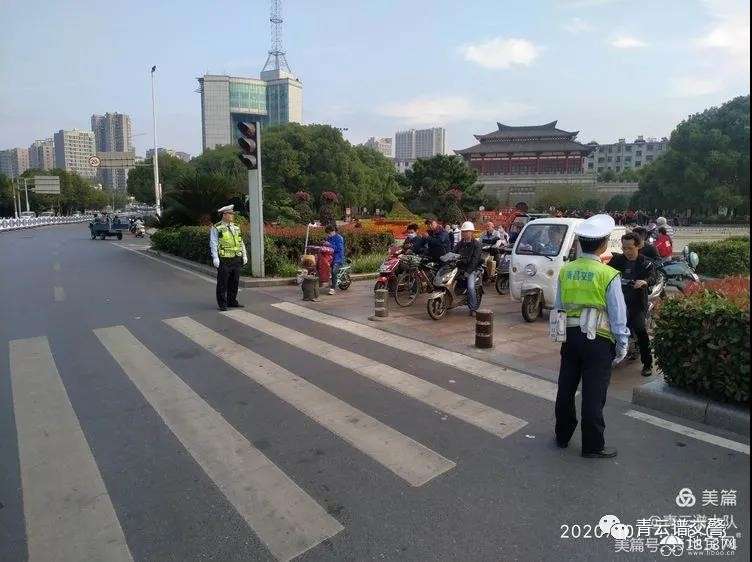 点击放大