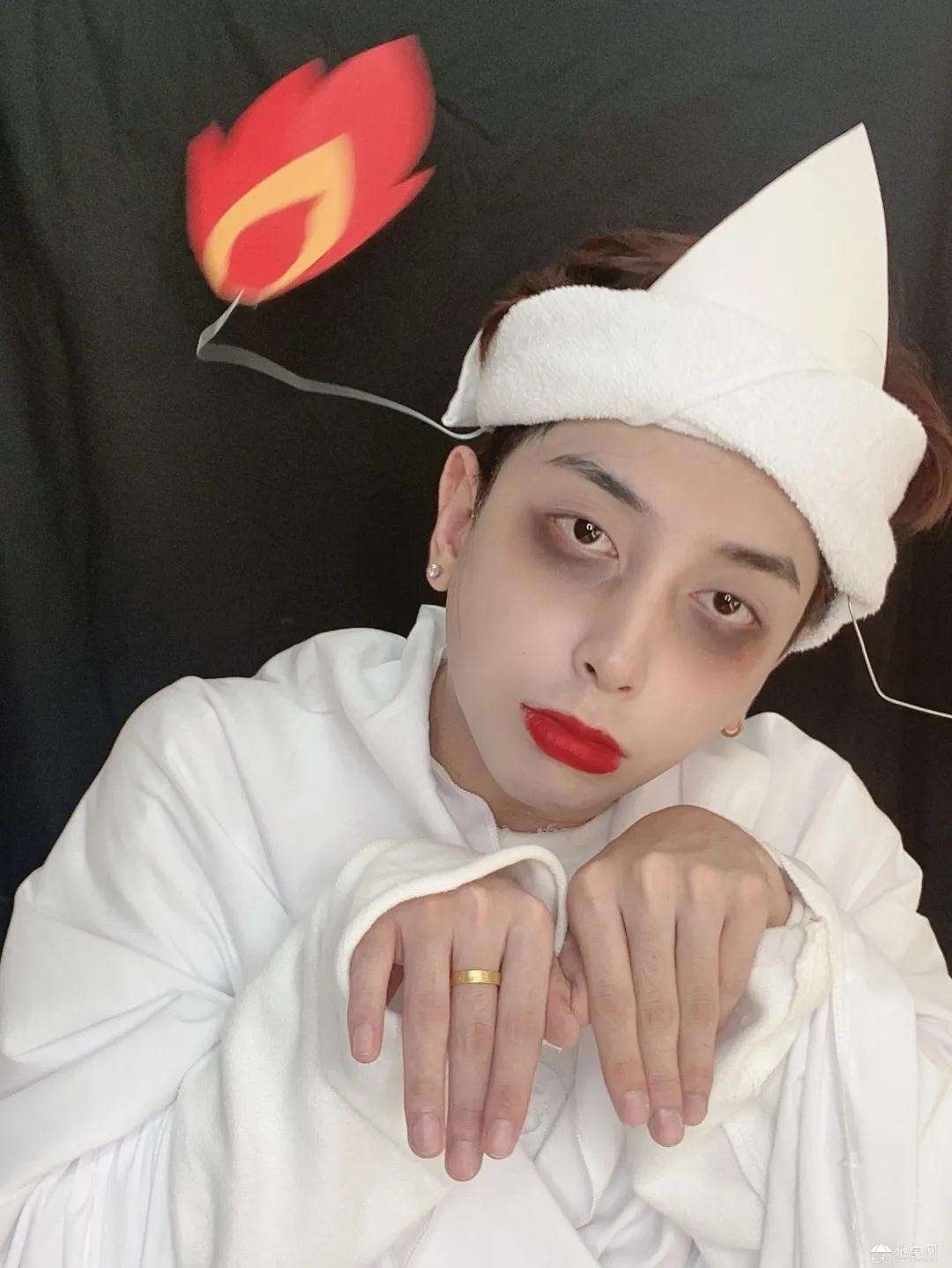 点击放大