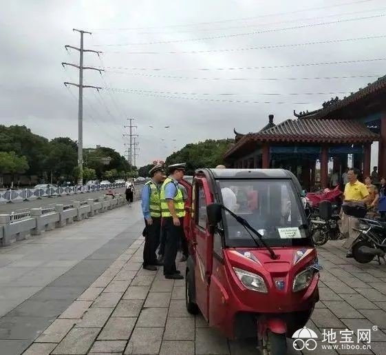 点击放大