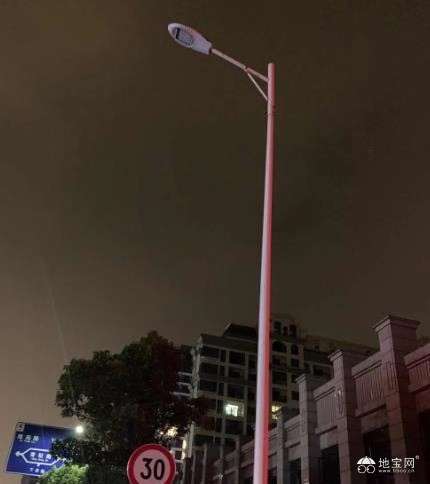 点击放大