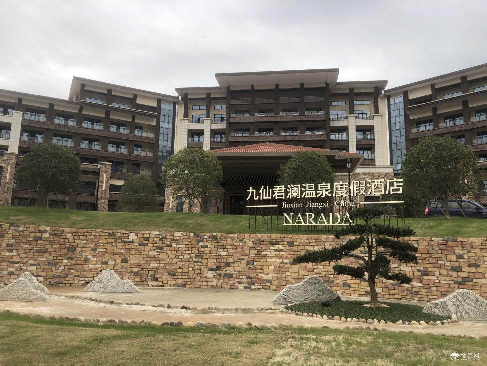 点击放大