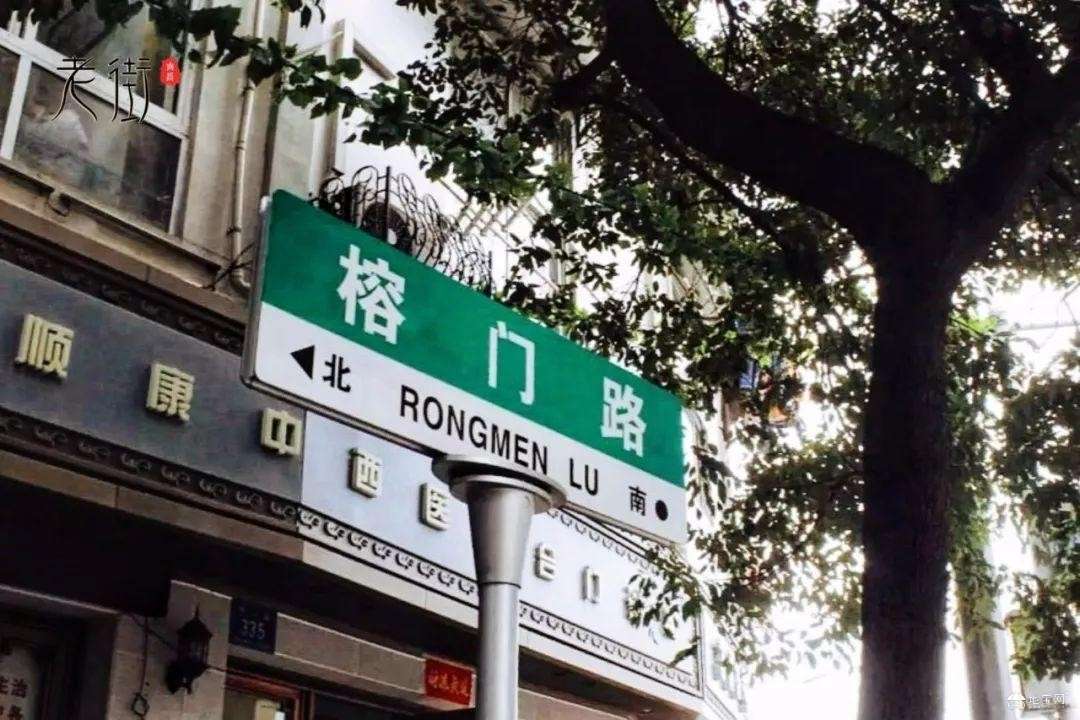 点击放大