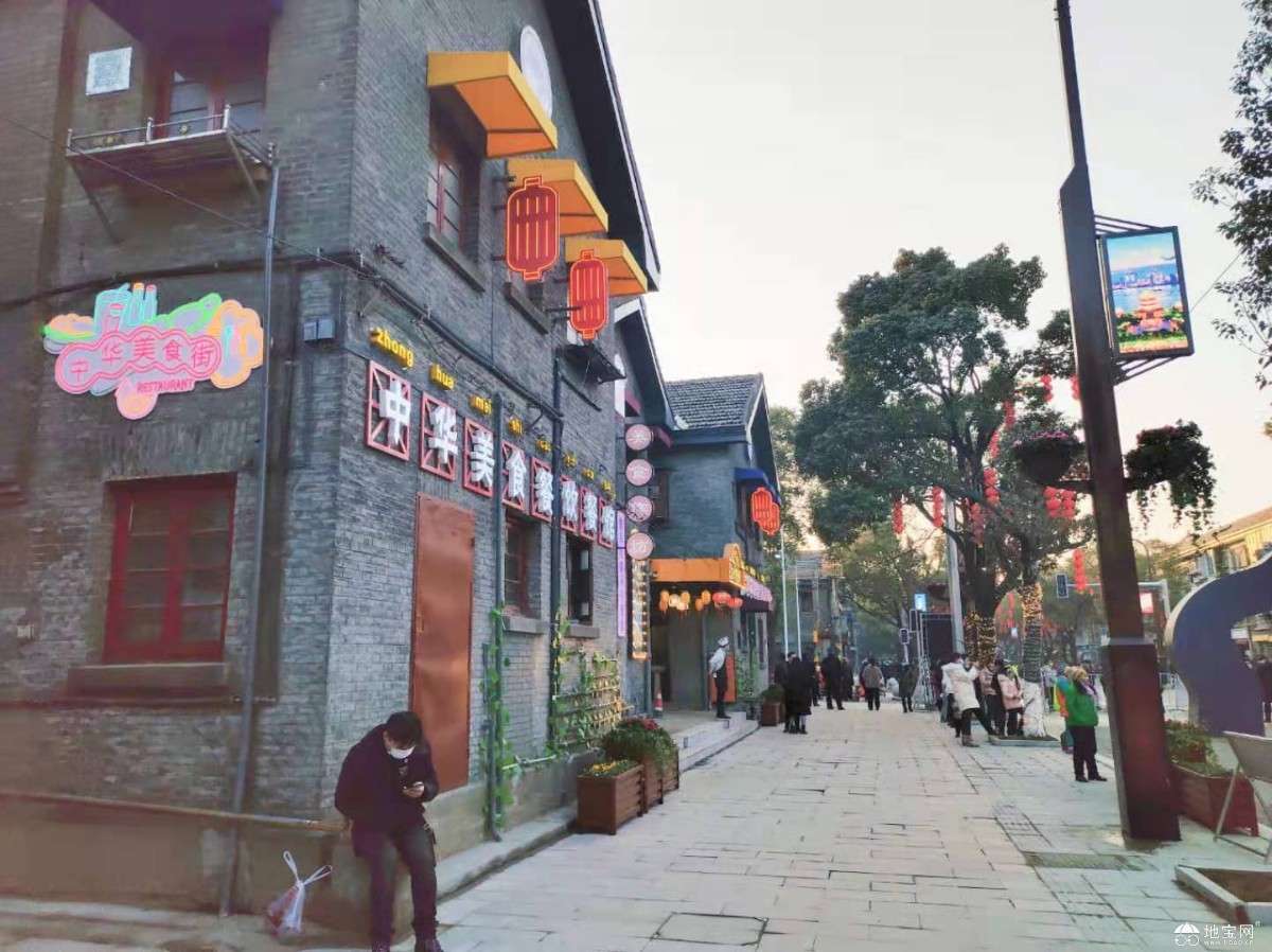 点击放大