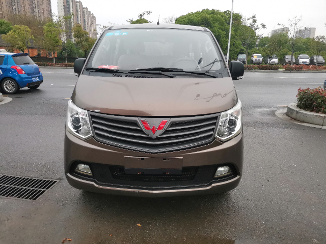 五菱征程大面包_2