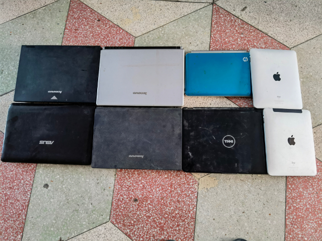 几台联想品牌笔记本电脑出售