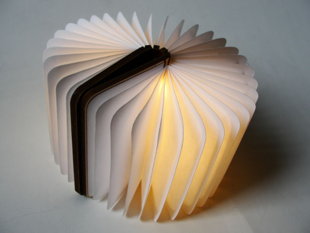 LED创意书本灯环保纸雕折叠翻页可变