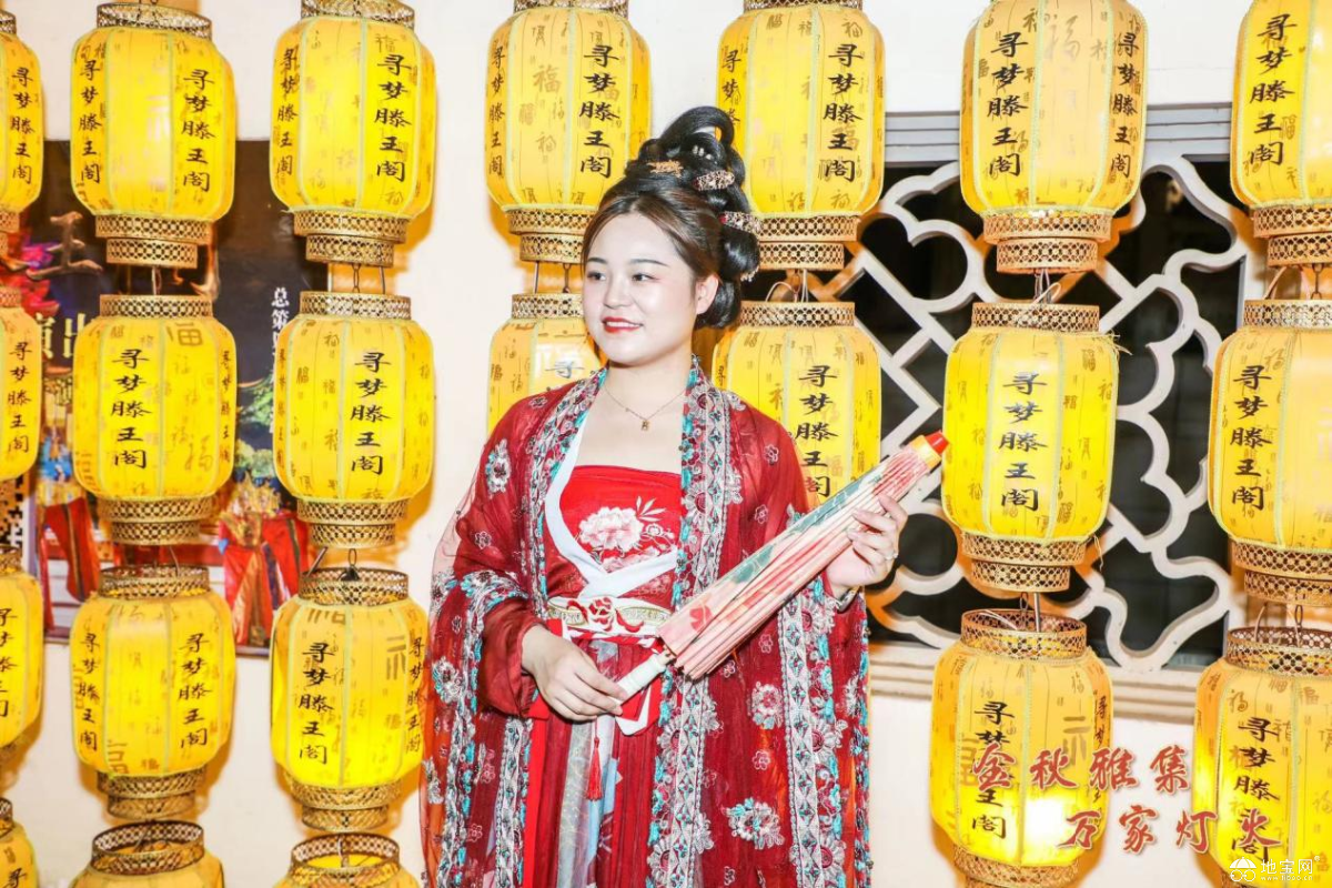 点击放大