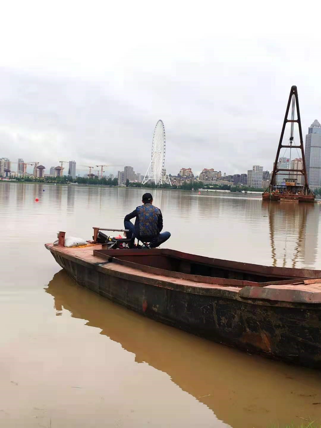 点击放大