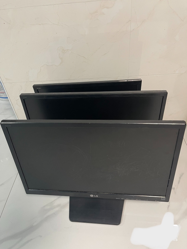 电脑显示器便宜出_2
