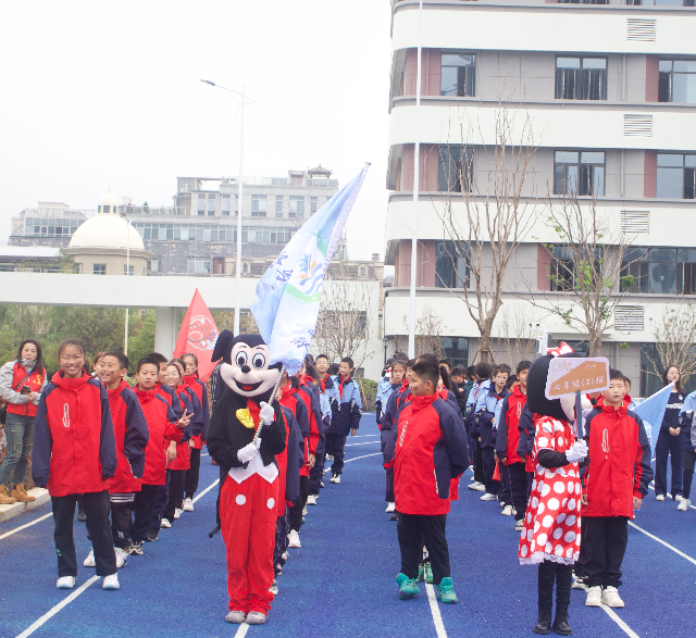 玩偶服装2件几乎全新_3