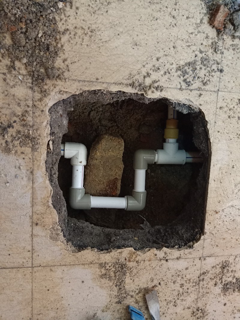 水管维修更换