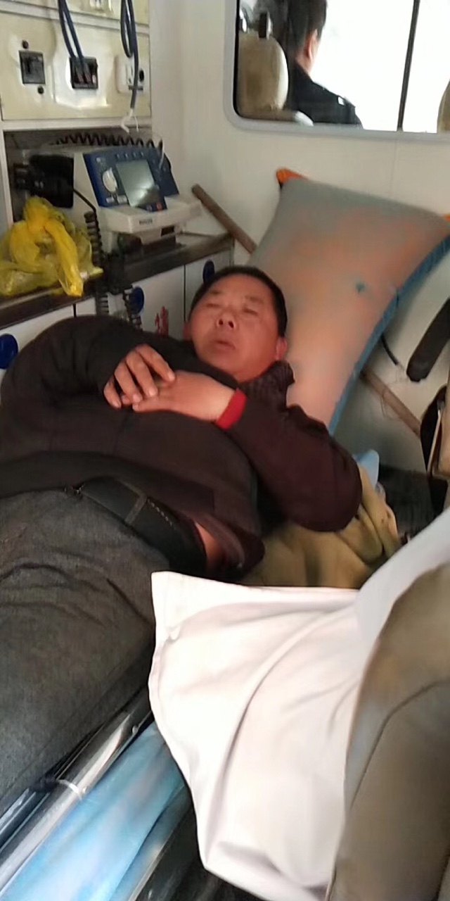 点击放大