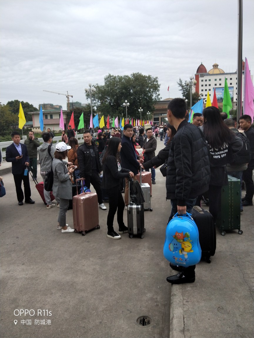 点击放大