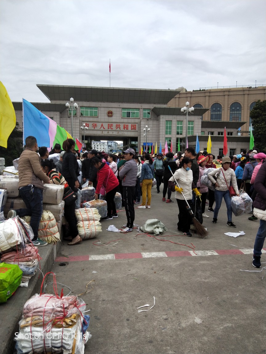 点击放大