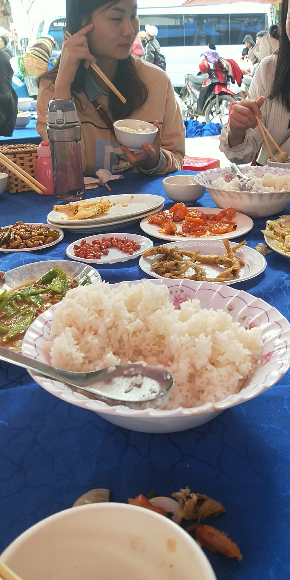 点击放大