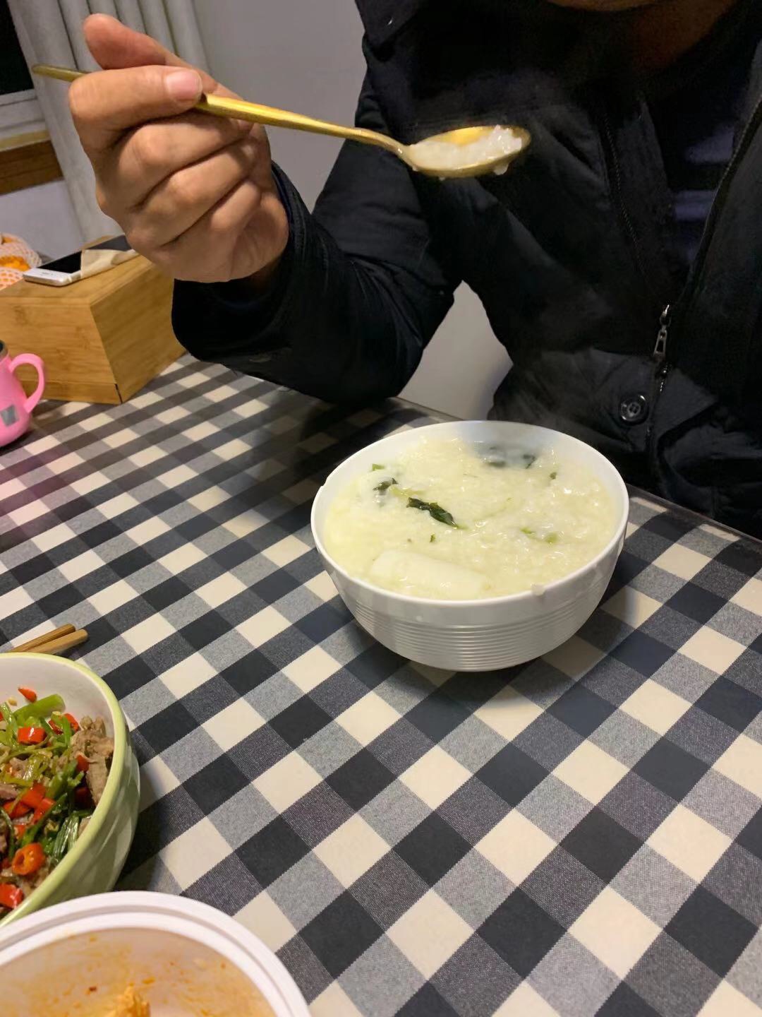 点击放大