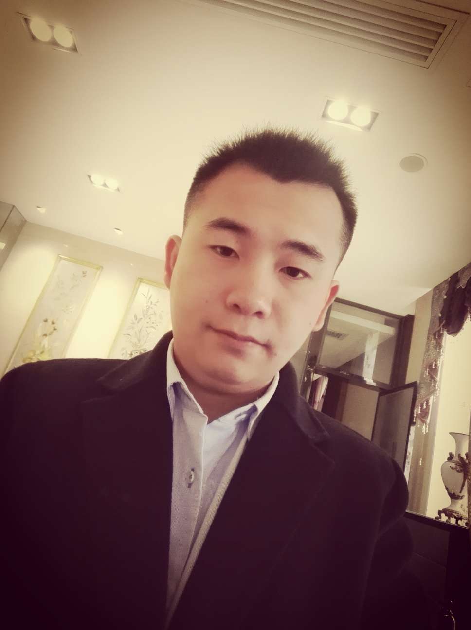 点击放大