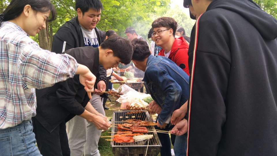 点击放大