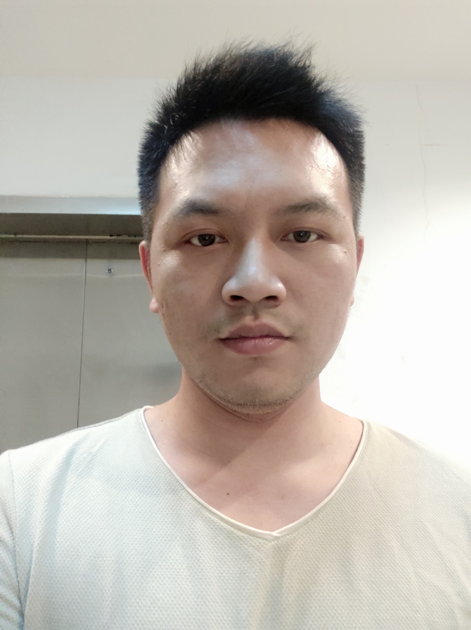 点击放大