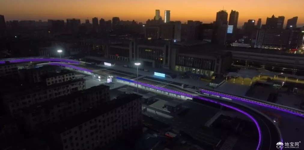 点击放大