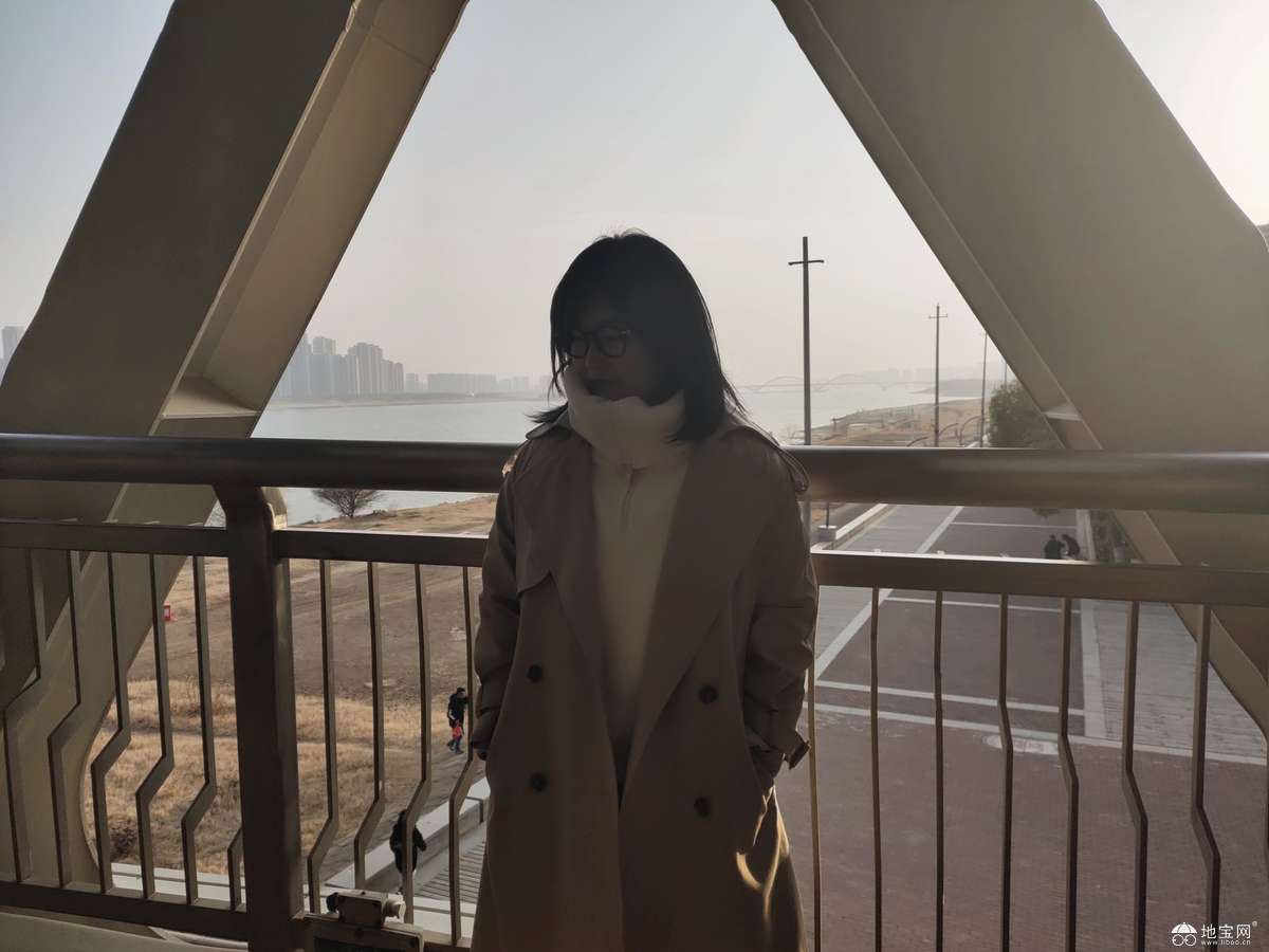 点击放大
