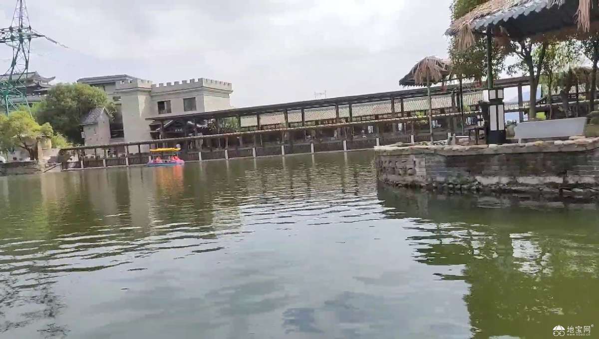 点击放大